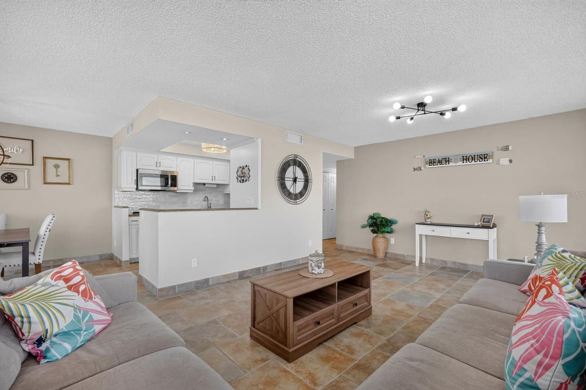 2828 ATLANTIC AVENUE — photo 18 of 62
