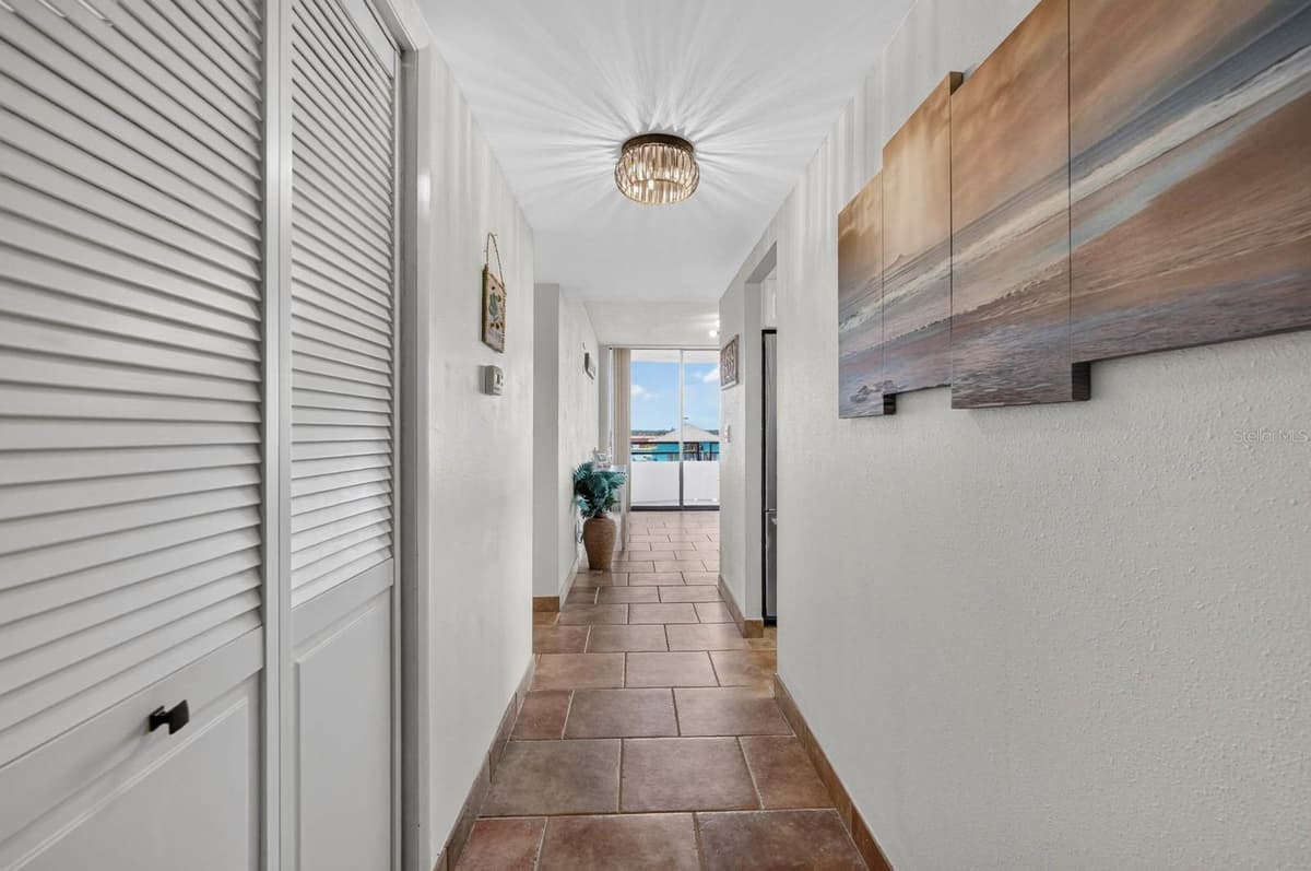 2828 ATLANTIC AVENUE — photo 13 of 62
