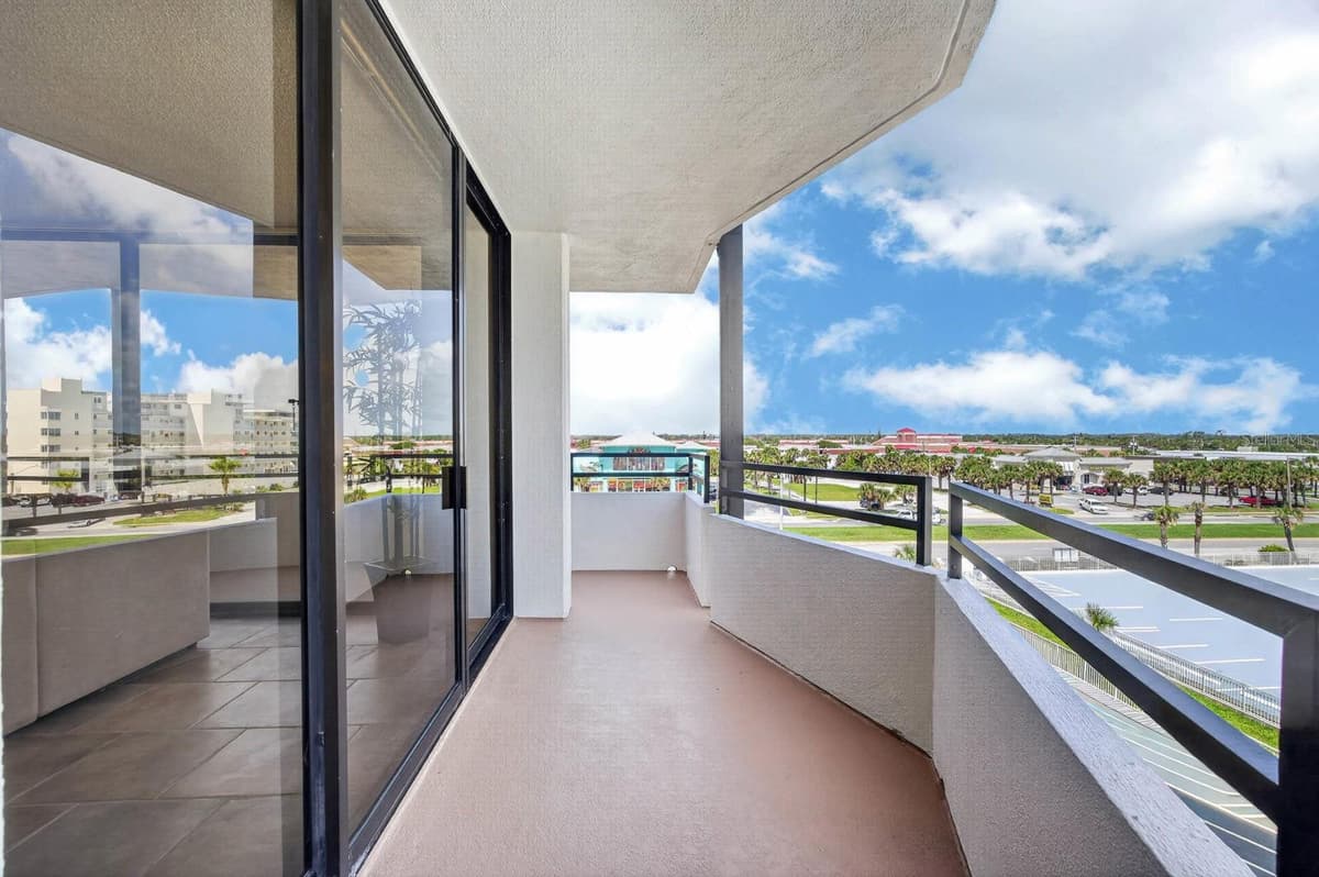 2828 ATLANTIC AVENUE — photo 38 of 62