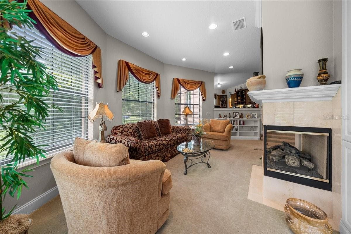 820 36TH LANE — photo 31 of 90