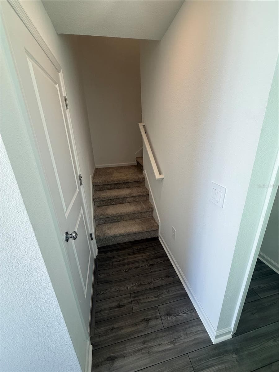 9189 71ST COURT — photo 7 of 31