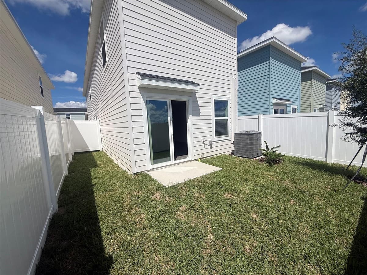 9189 71ST COURT — photo 15 of 31