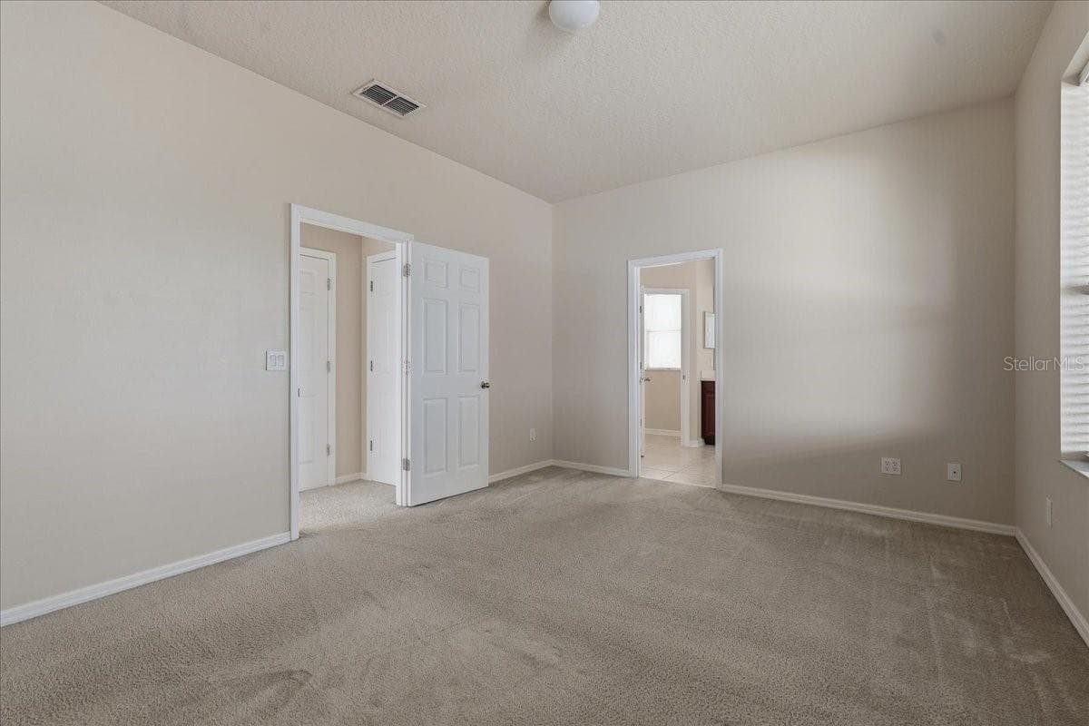 1268 SALISBURY DR — photo 18 of 55