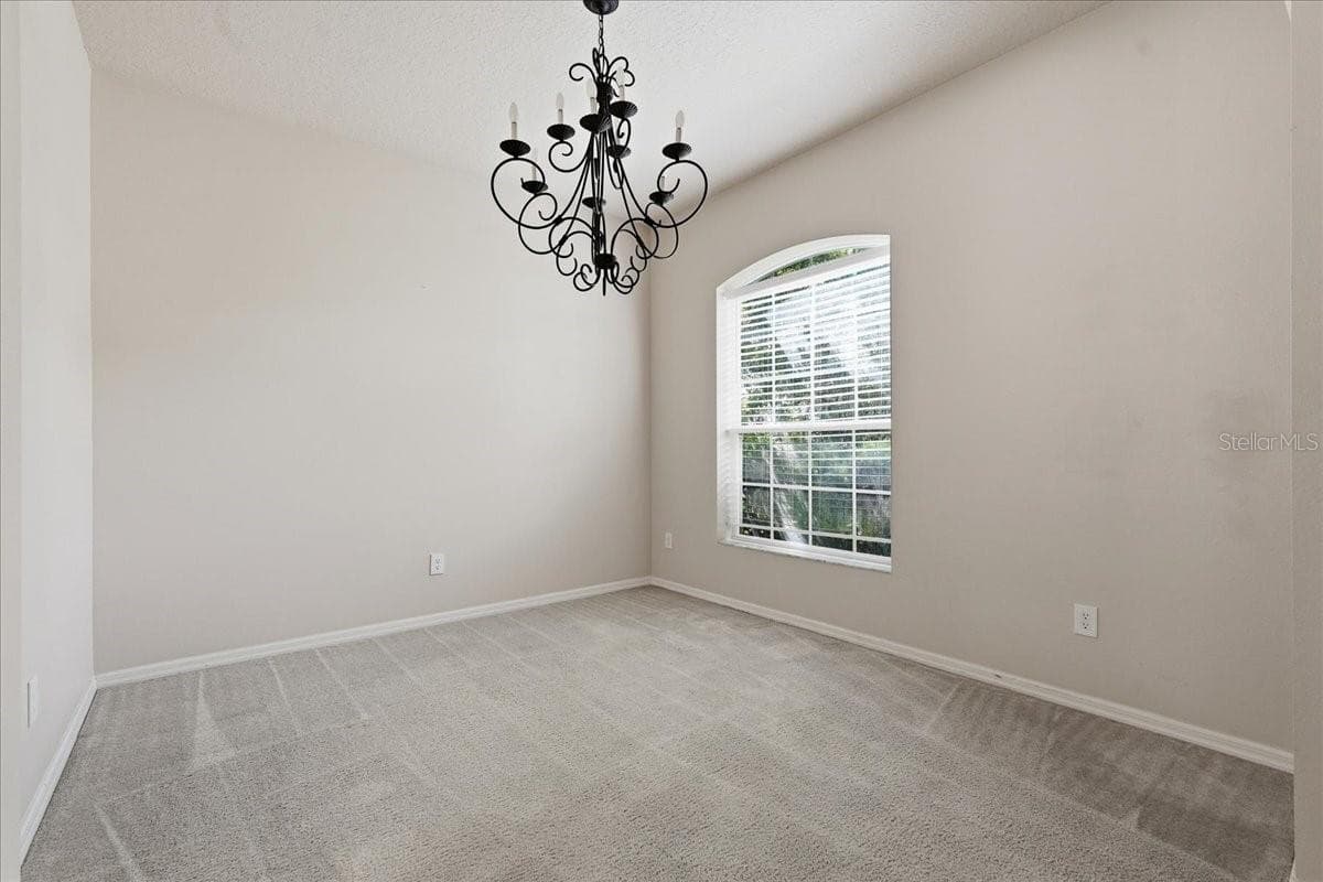 1268 SALISBURY DR — photo 12 of 55
