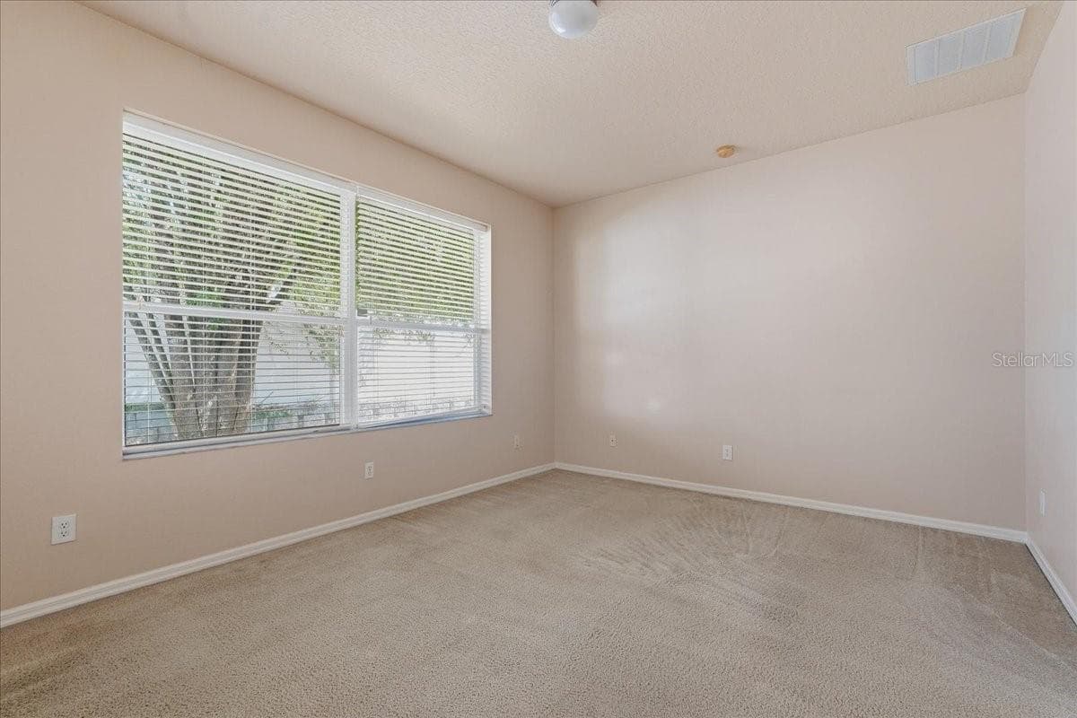 1268 SALISBURY DR — photo 16 of 55