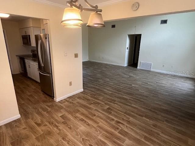 2832 44TH PLACE — photo 3 of 11