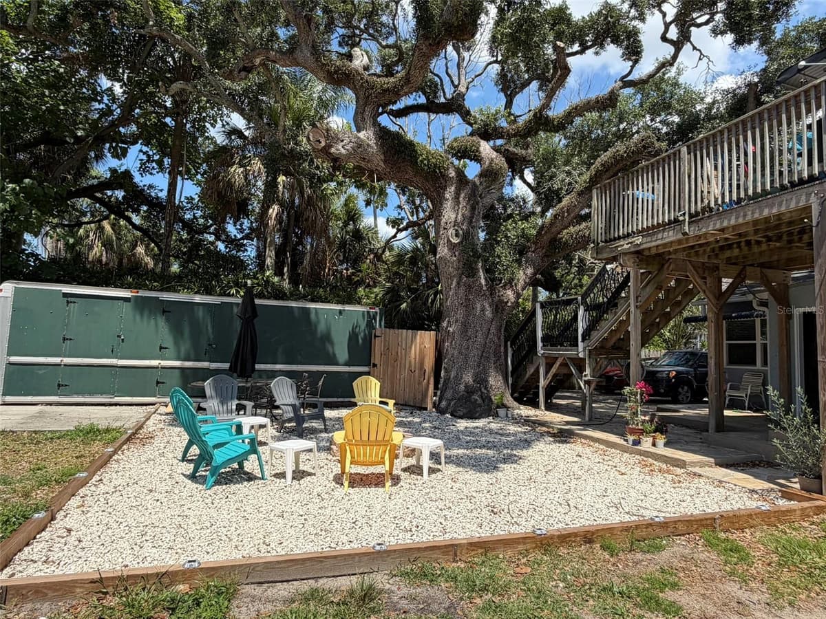 101 LEMON STREET — photo 12 of 14
