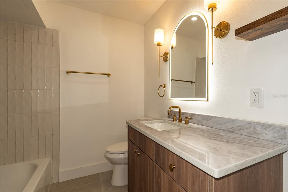 9805 54TH STREET — photo 14 of 38
