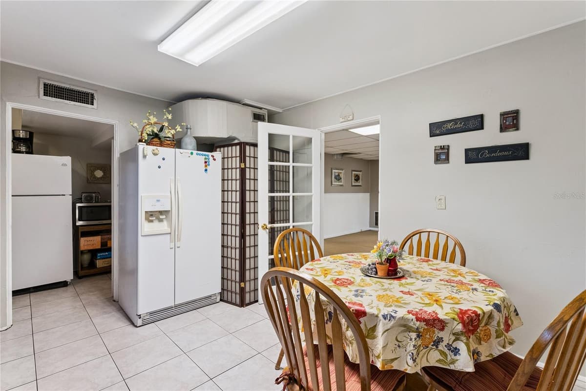 112 PASADENA PLACE — photo 15 of 51