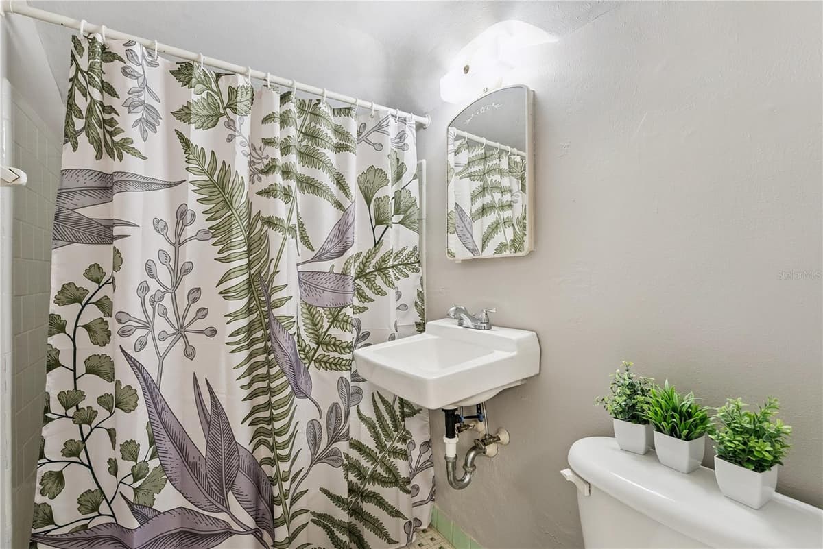112 PASADENA PLACE — photo 31 of 51