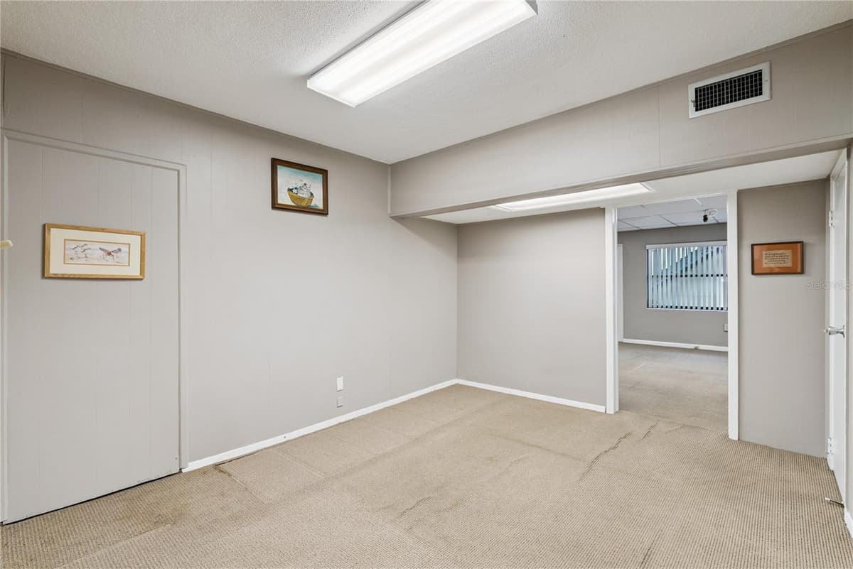 112 PASADENA PLACE — photo 37 of 51