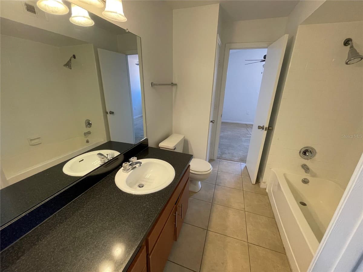 409 FOUNTAINHEAD CIRCLE — photo 12 of 20