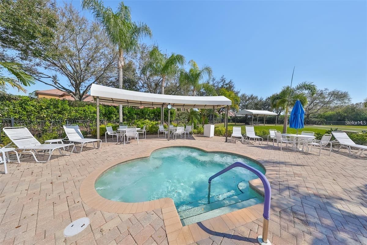 5532 SUNSET FALLS DRIVE — photo 36 of 37
