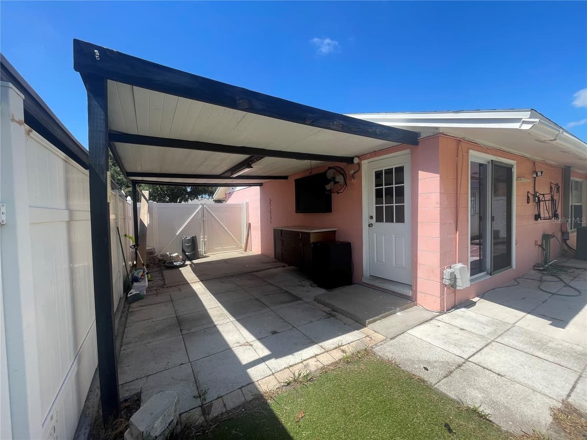 8524 CATALINA DRIVE — photo 19 of 21