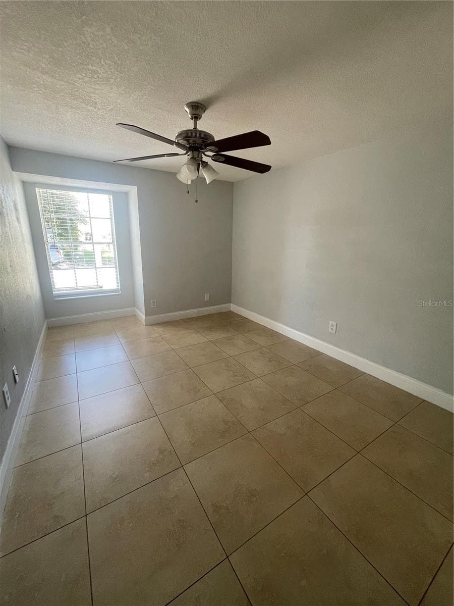 8524 CATALINA DRIVE — photo 17 of 21