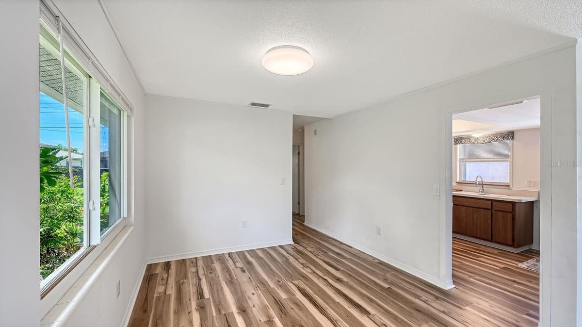 6906 CURTISS AVENUE — photo 22 of 58
