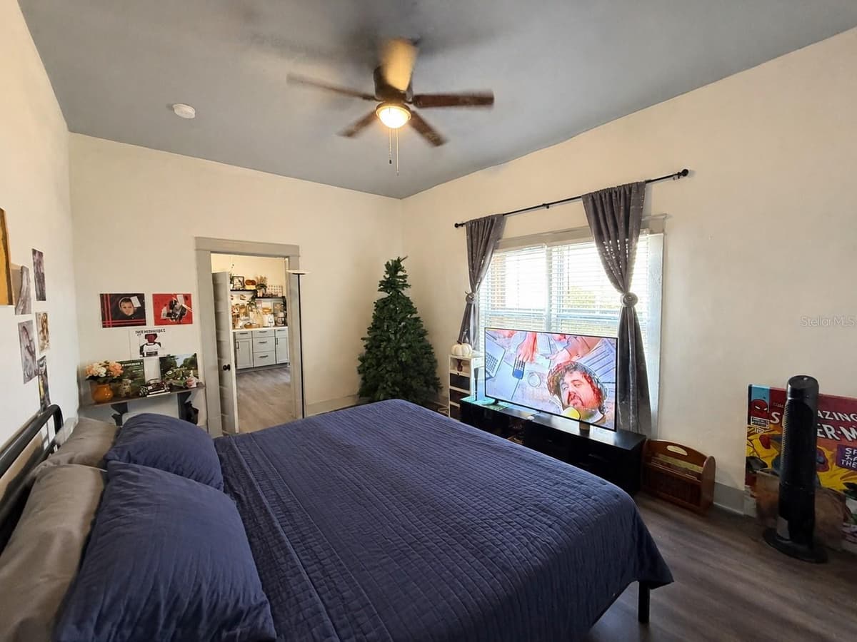 625 AVENUE B — photo 16 of 19
