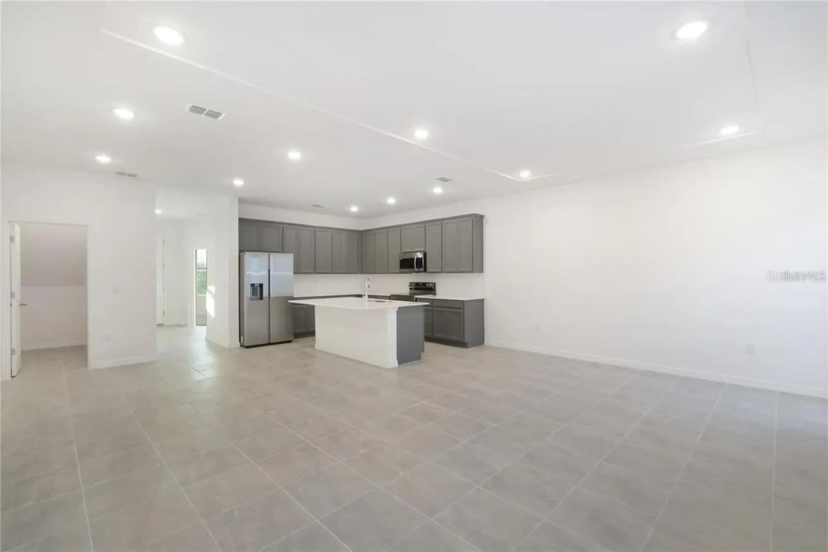 7025 TWILIGHT BAY DRIVE — photo 3 of 13