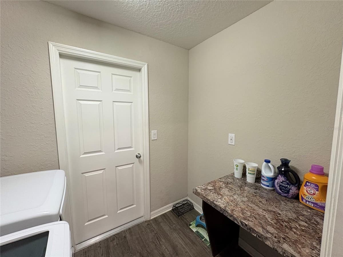 11383 58TH CIRCLE — photo 32 of 40