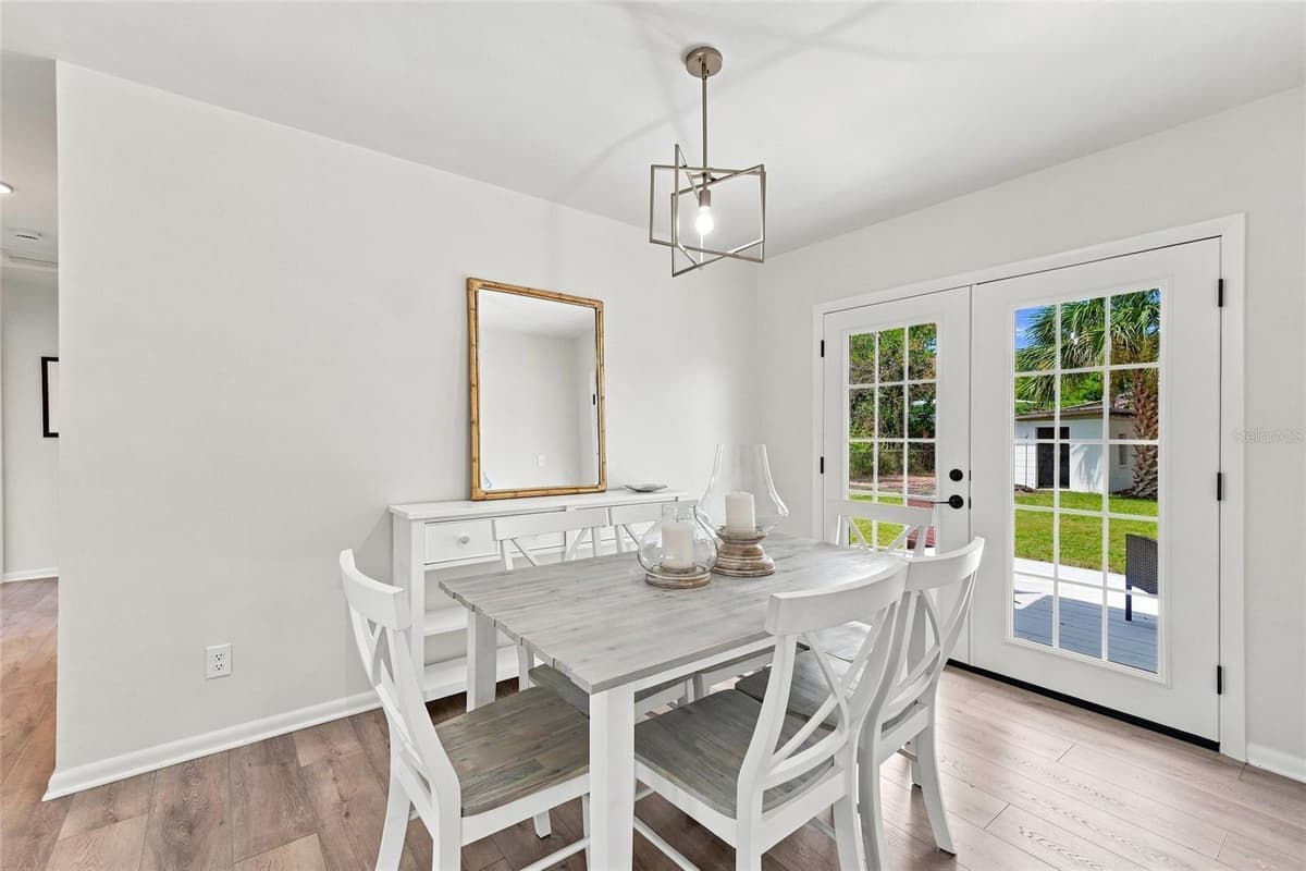 6 MARILYN AVENUE — photo 12 of 64