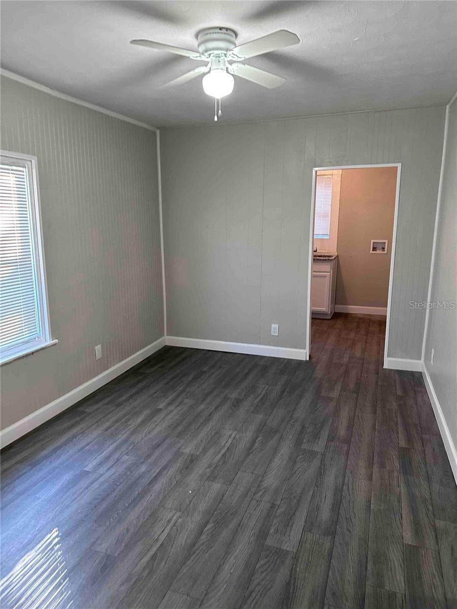 1215 HISTORIC GOLDSBORO BOULEVARD — photo 3 of 14