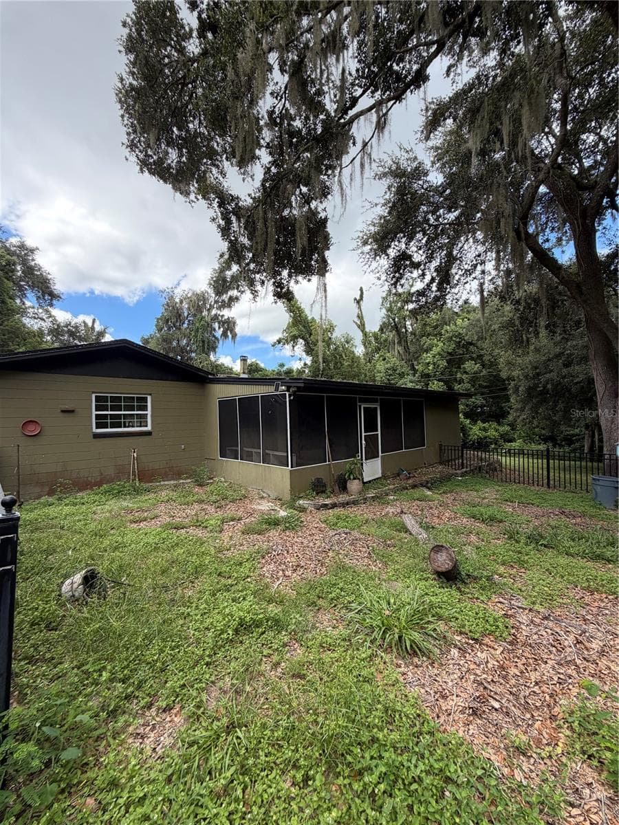 833 COLLINS AVENUE — photo 28 of 28