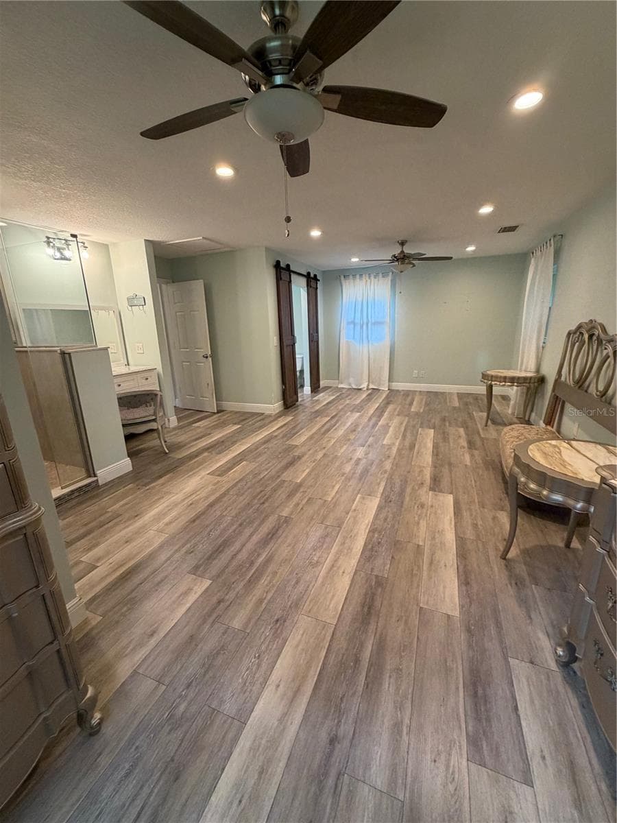 833 COLLINS AVENUE — photo 14 of 28