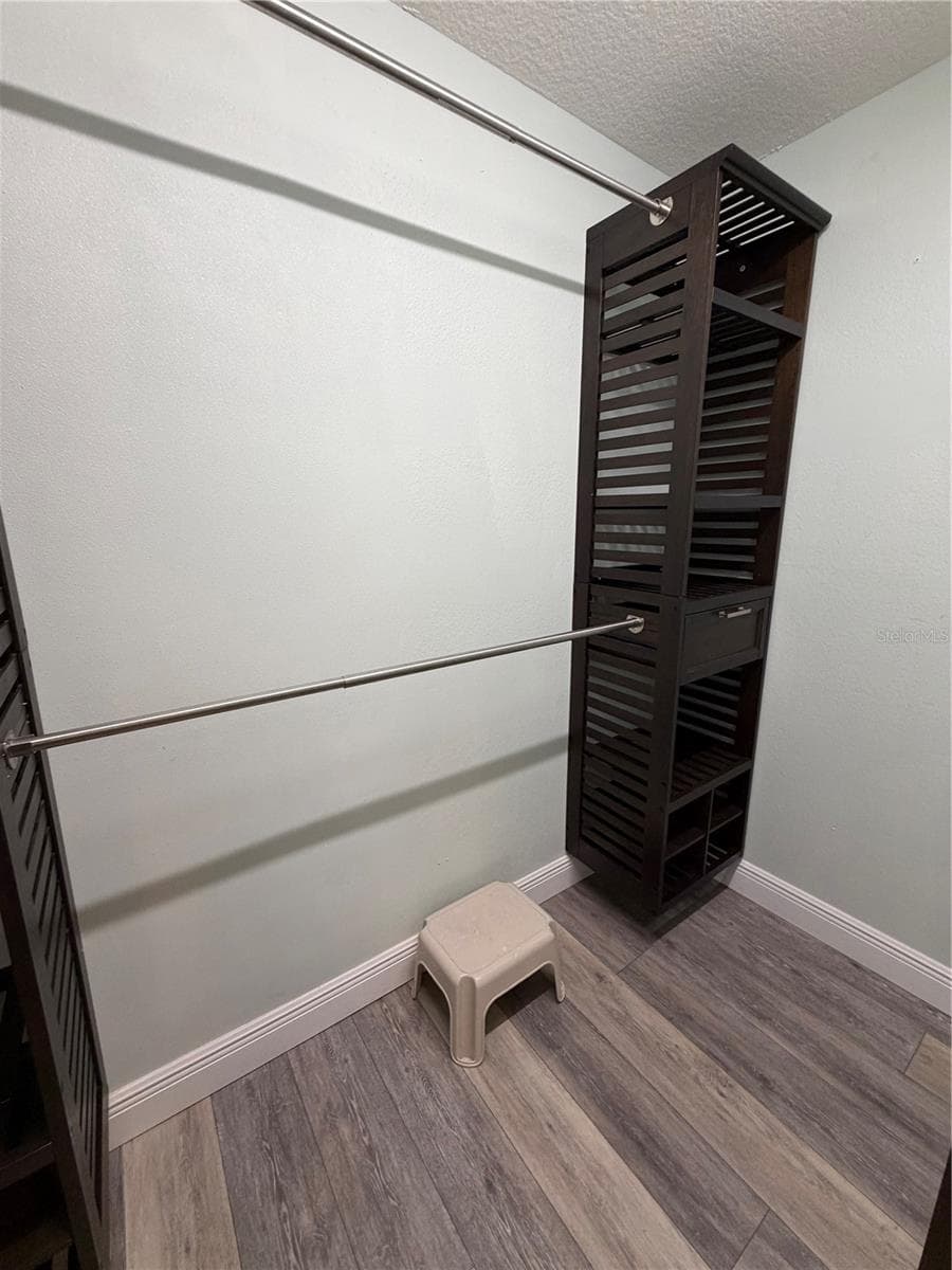 833 COLLINS AVENUE — photo 12 of 28