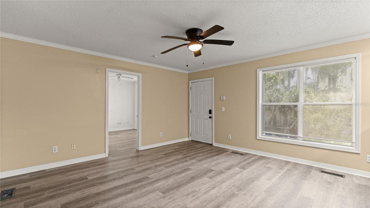 2905 ARCHER ROAD — photo 8 of 29