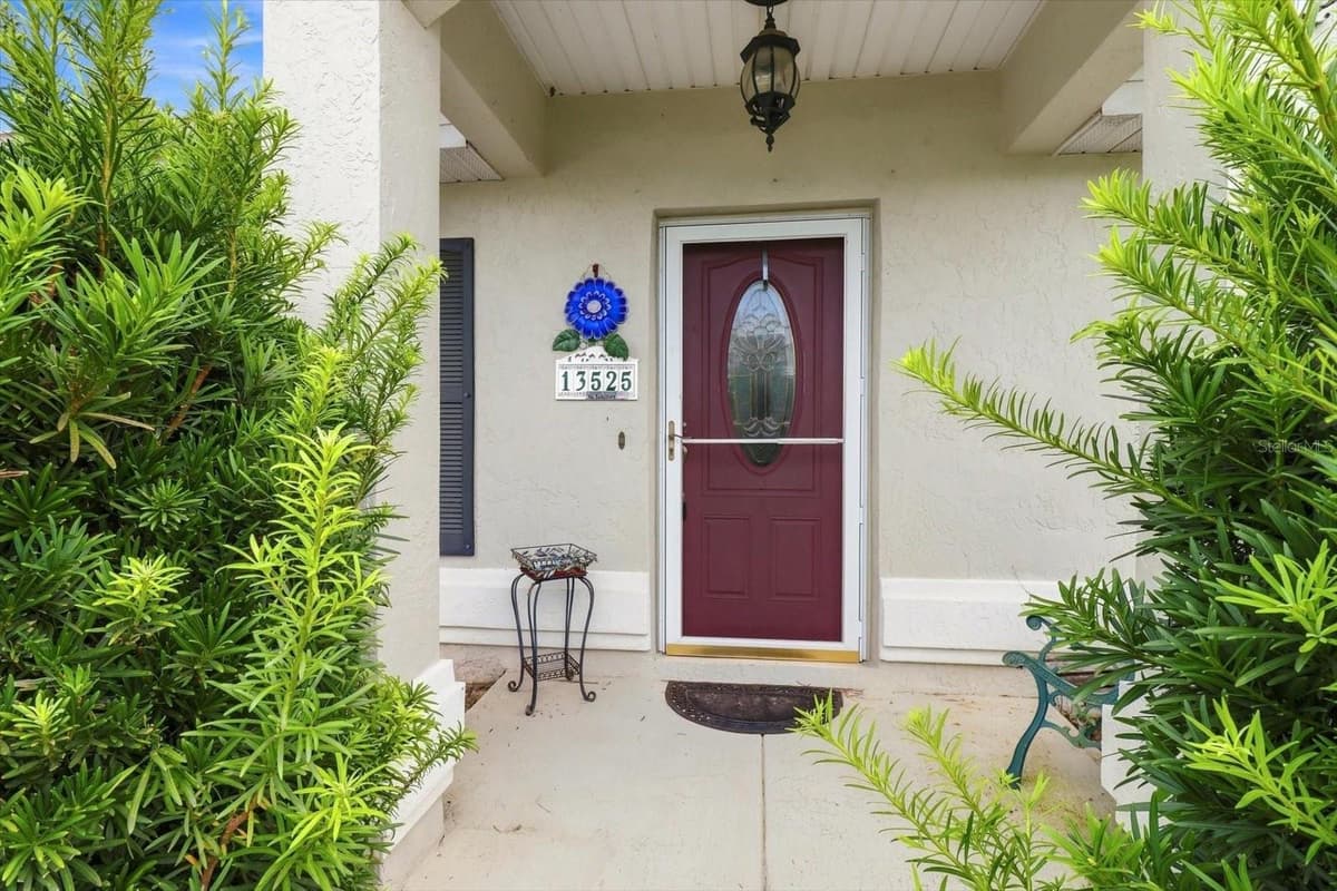 13525 43RD CIRCLE — photo 43 of 44