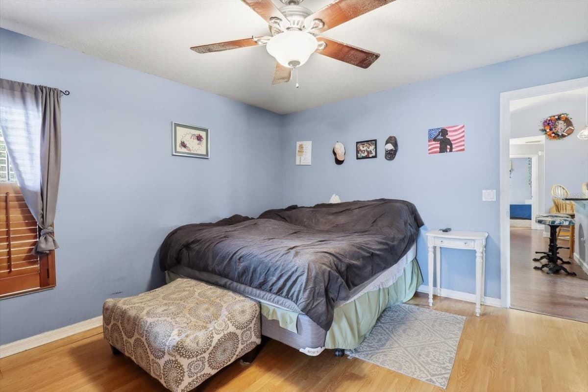 13525 43RD CIRCLE — photo 16 of 44