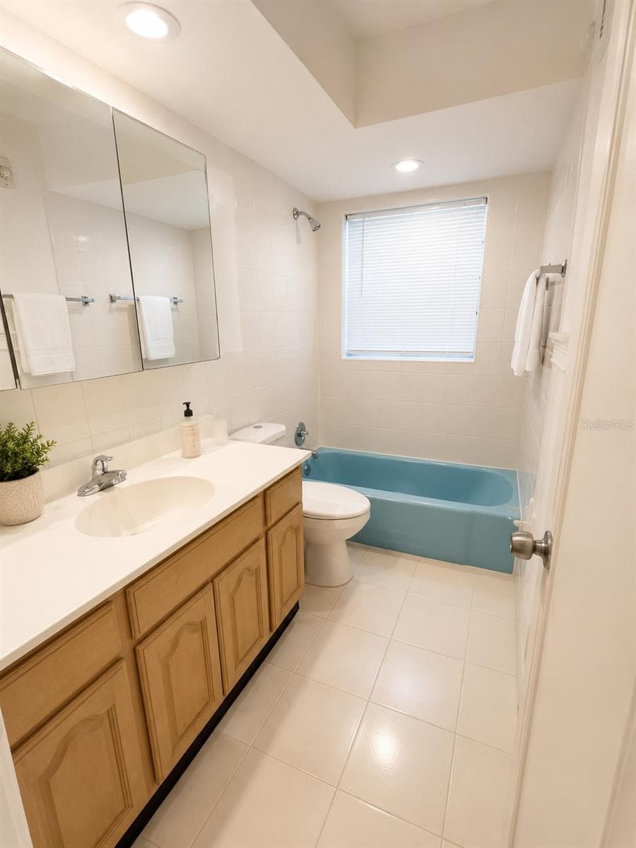 5609 PERRINE DRIVE — photo 8 of 9