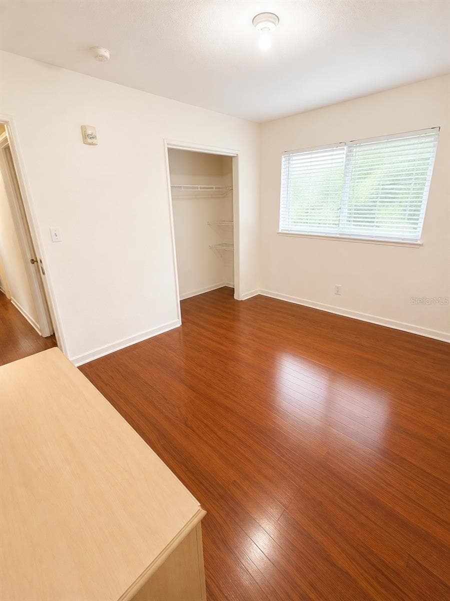 5609 PERRINE DRIVE — photo 6 of 9