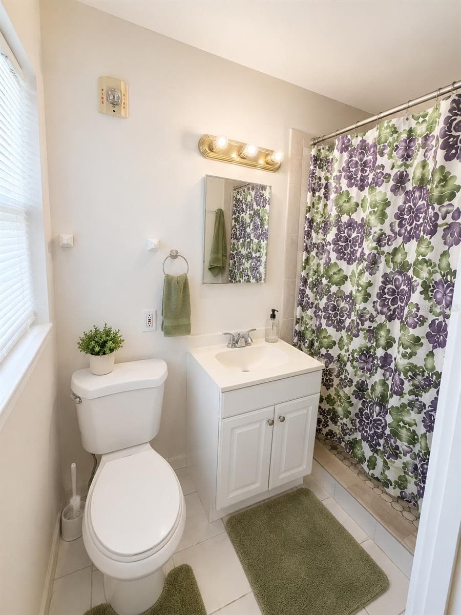 5609 PERRINE DRIVE — photo 9 of 9