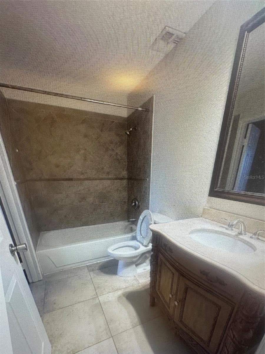 4007 VERSAILLES DRIVE — photo 23 of 25
