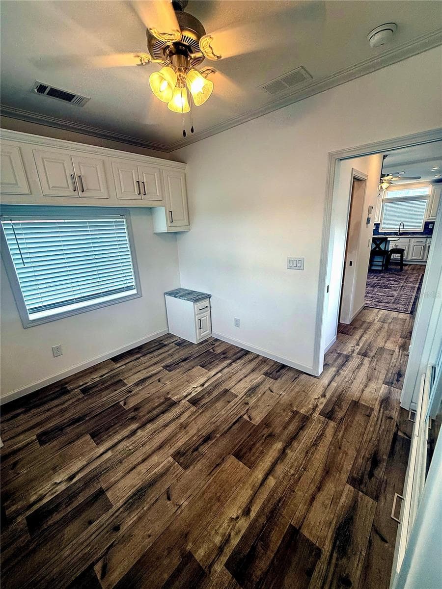 7060 FAIRVIEW VILLAGE CIRCLE — photo 19 of 44