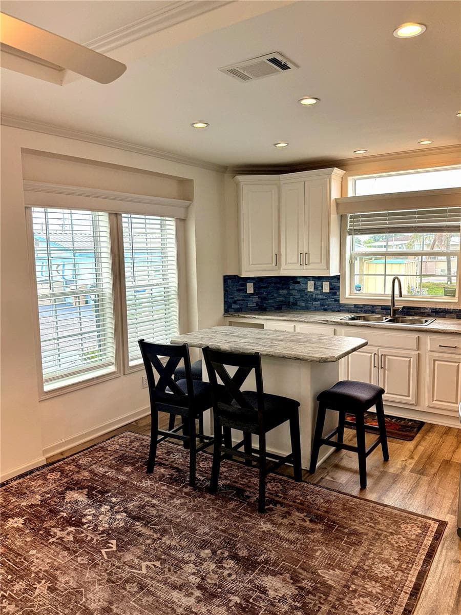 7060 FAIRVIEW VILLAGE CIRCLE — photo 15 of 44