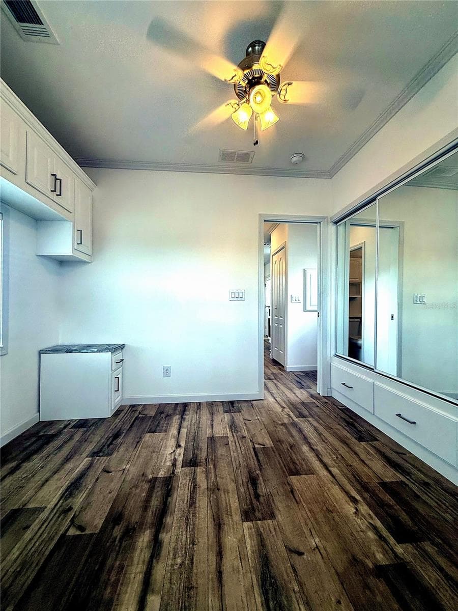 7060 FAIRVIEW VILLAGE CIRCLE — photo 17 of 44