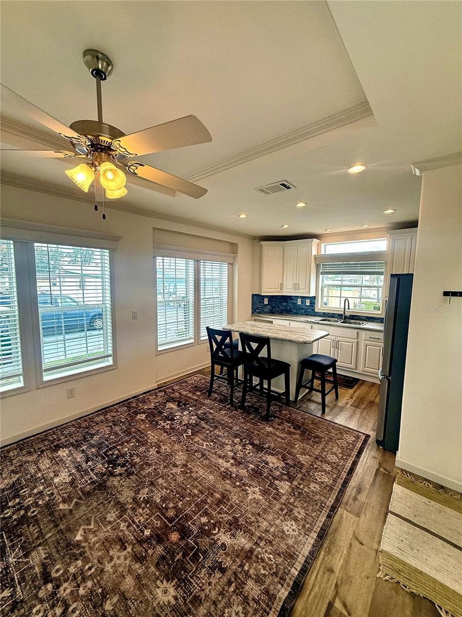7060 FAIRVIEW VILLAGE CIRCLE — photo 14 of 44