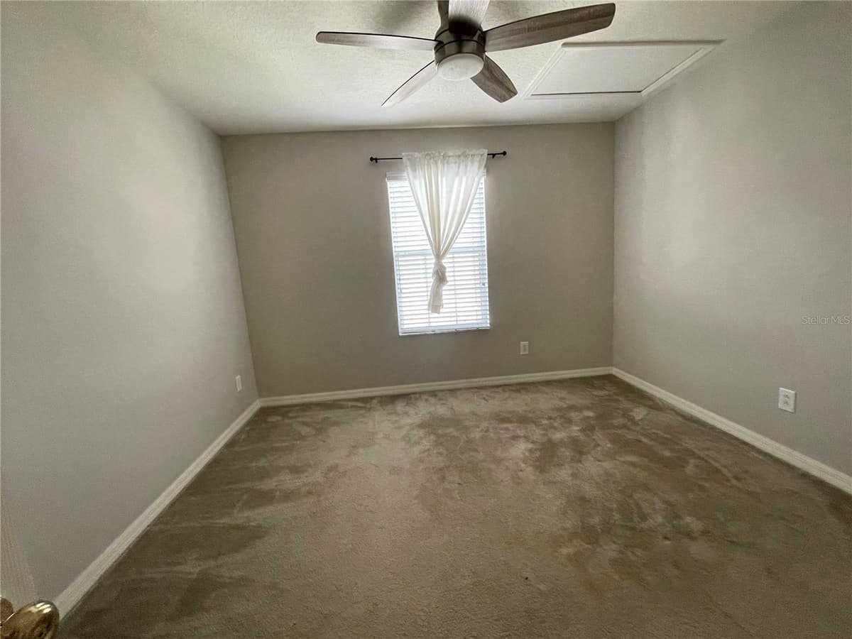 17535 STINCHAR DRIVE — photo 12 of 26