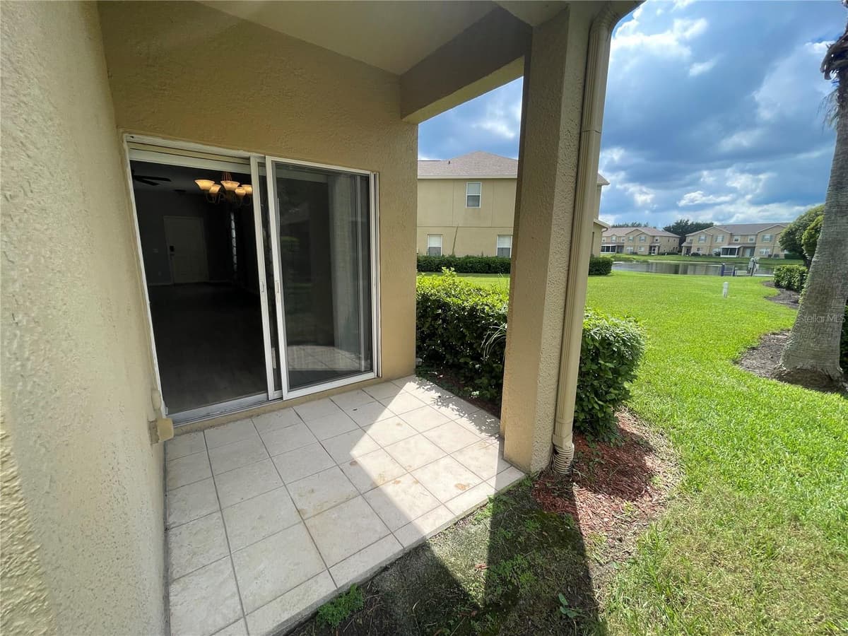 17535 STINCHAR DRIVE — photo 11 of 26