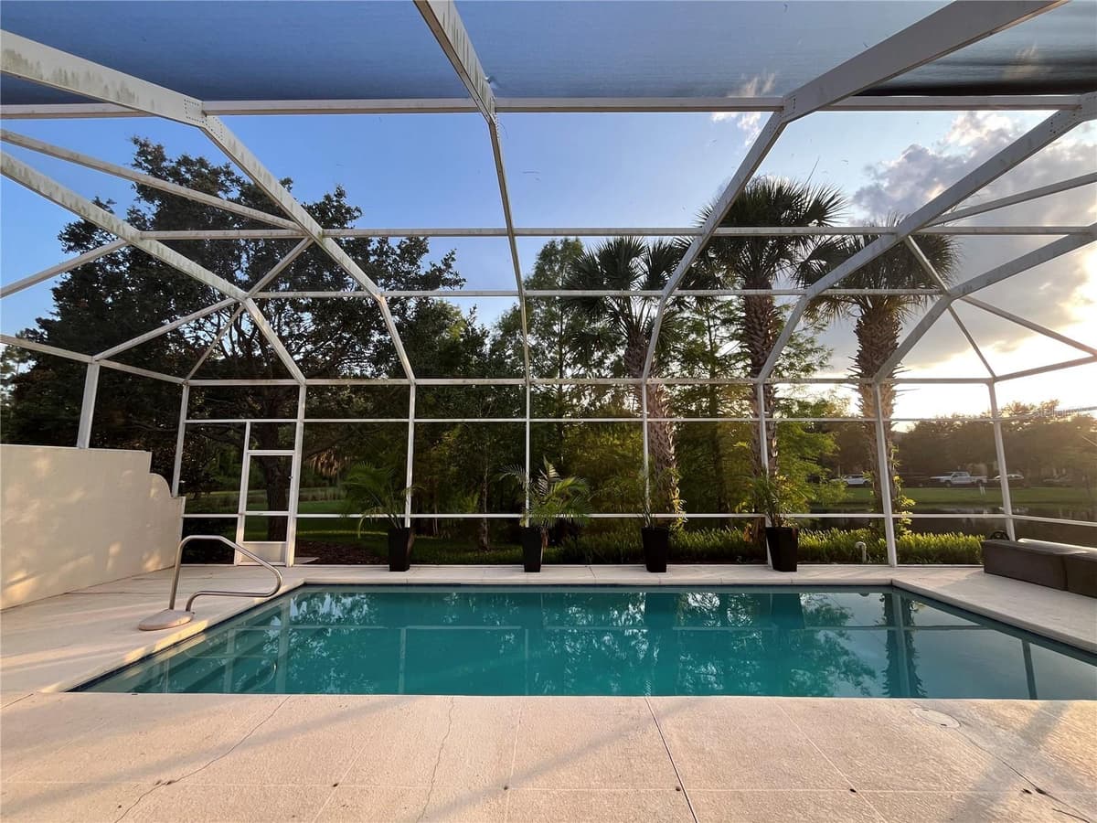 12064 NAVALE LANE — photo 7 of 8