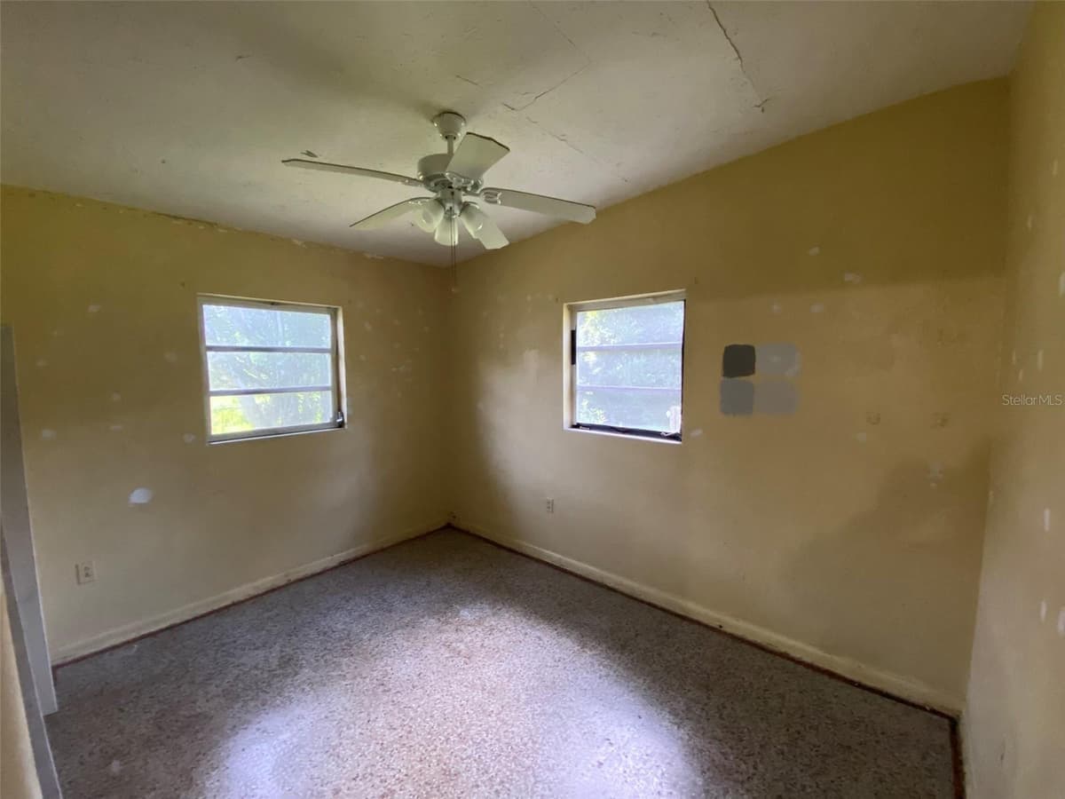 2122 RIDGE DRIVE — photo 13 of 26