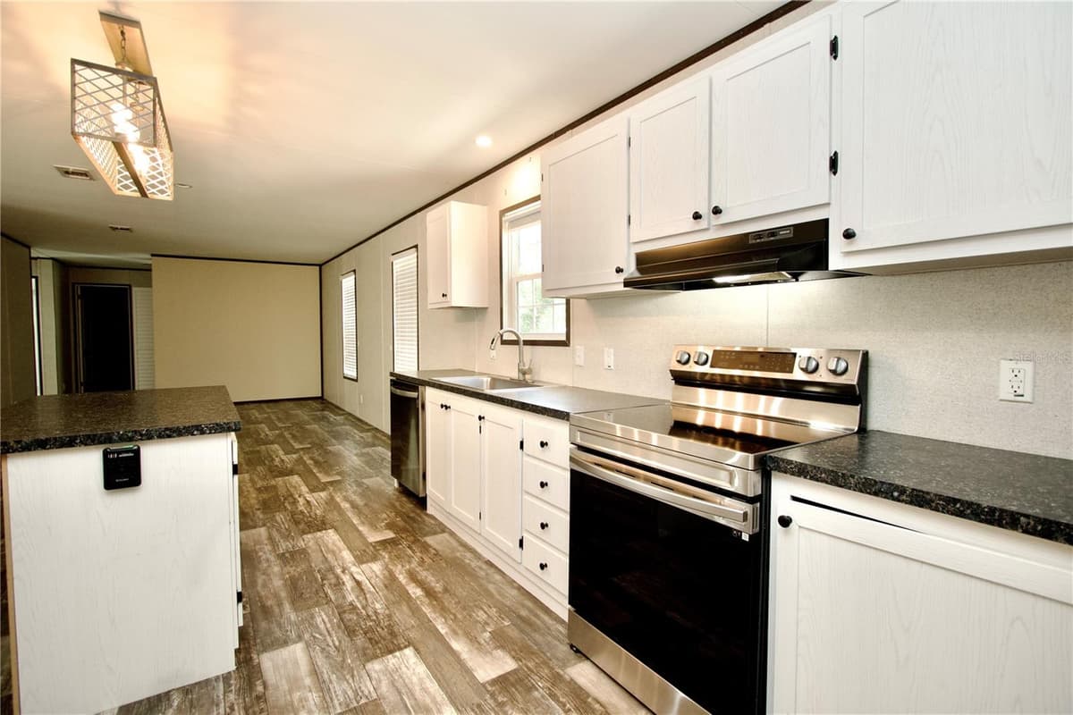 9669 MARLEY AVENUE — photo 6 of 22