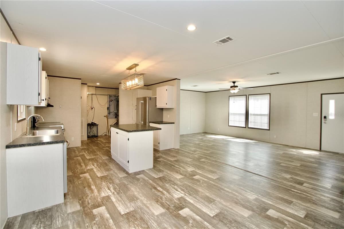 9669 MARLEY AVENUE — photo 9 of 22