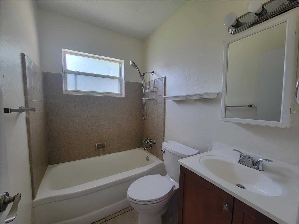 6711 DARTMOUTH AVENUE — photo 13 of 19