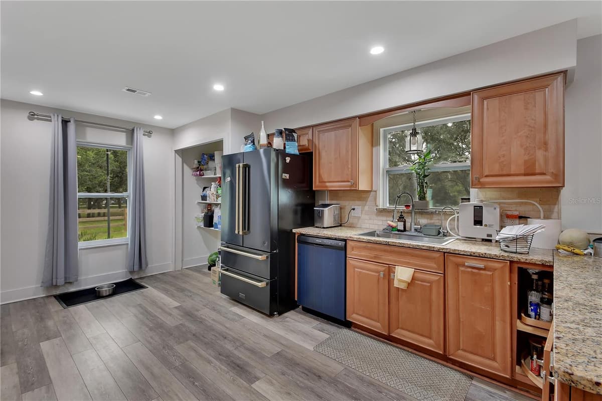 400 FOOTHILL FARMS ROAD — photo 11 of 52