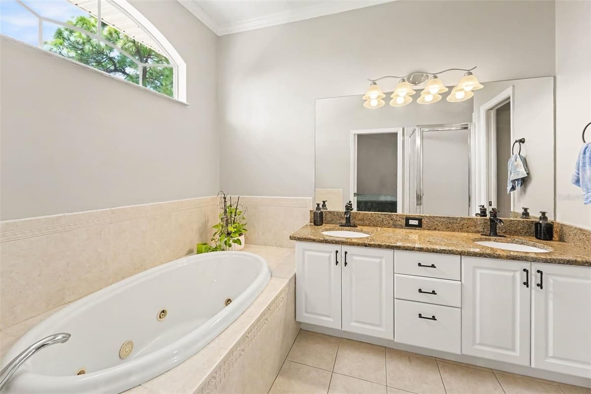 6980 ULMERTON ROAD — photo 21 of 36