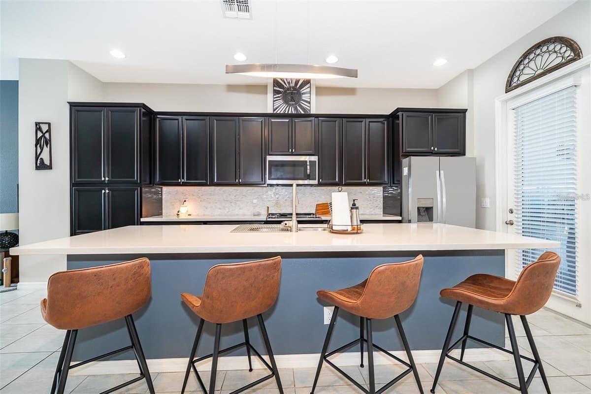 727 CATALONIA COVE — photo 2 of 23