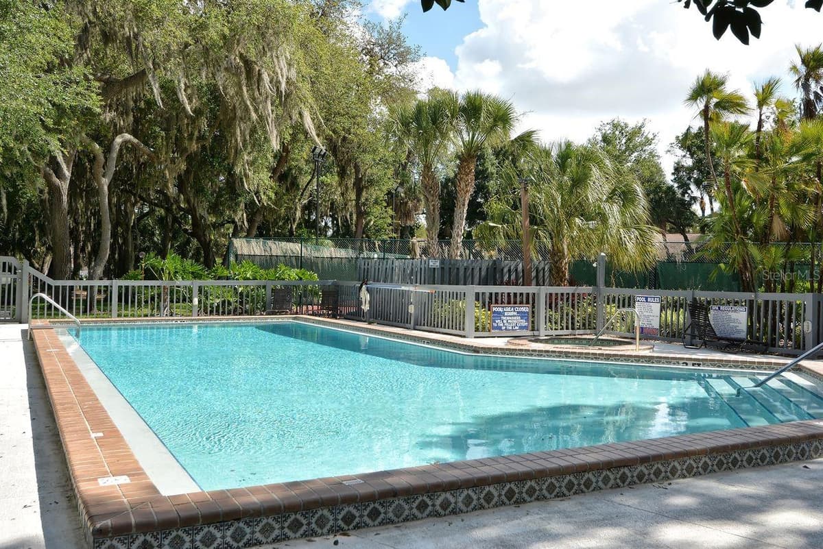 4481 OAK VIEW DRIVE — photo 45 of 48